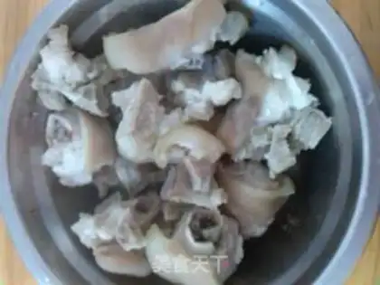 Make Pelican pig hoof step 1