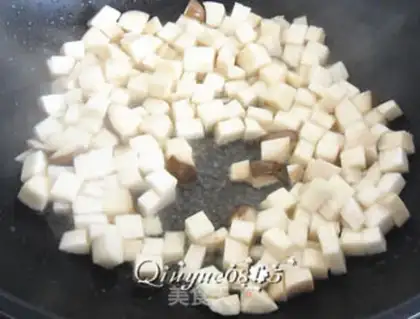 Make Apricot mushroom step 2