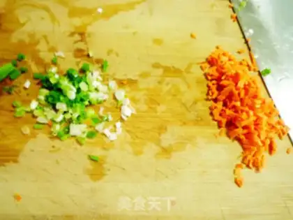 Make Onion onions, noodles step 3