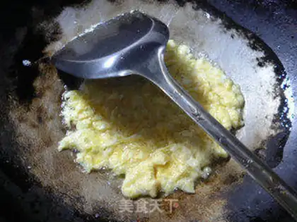 Make Eggs and lamb fried rice step 4
