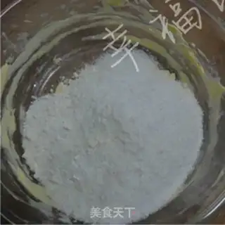 Make Gold coconut ball step 2