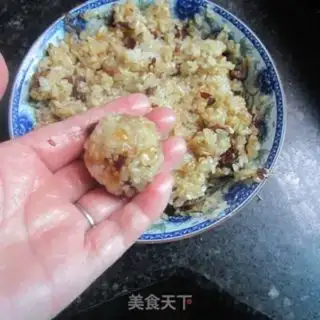 Make Blowing rice balls step 4