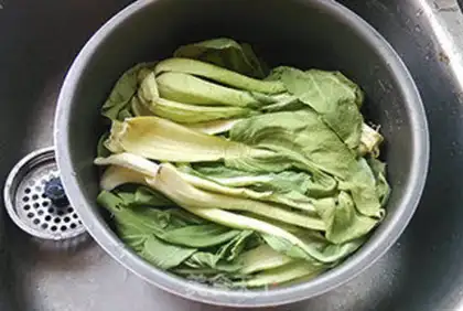Make Sour pickles step 1