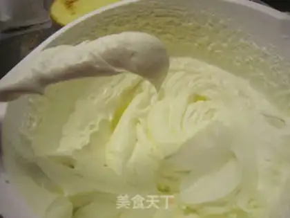Make Butter cream cake step 18