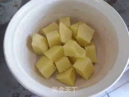 Make Potato with soy sauce step 0