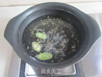 Make Fish-cake tofu pot step 2