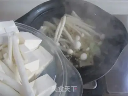 Make Fish-cake tofu pot step 3