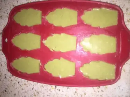 Make Make a tea Madeline cake step 7