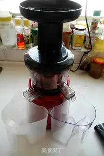 Make Strawberry fresh orange juice step 2