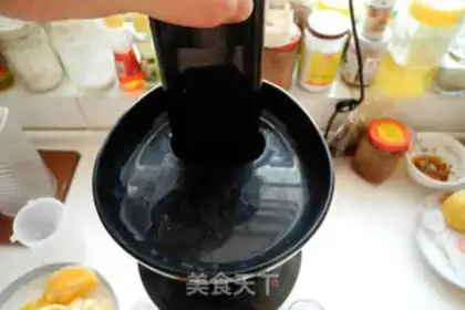 Make Strawberry fresh orange juice step 4