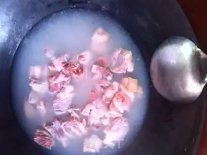 Make Pig-foot ginger step 1