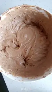 Make Big chocolate mousse step 7