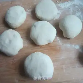 Make Onion pork bun step 9