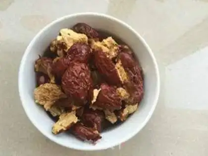 Make Red-tree cake step 1