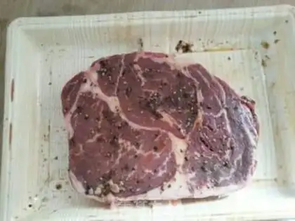 Make Fried steak step 1