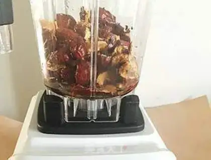 Make Red-tree cake step 2