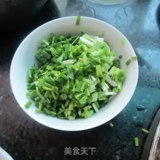 Make Scrambled onions step 1