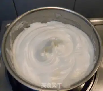 Make Paint cake rolls step 4