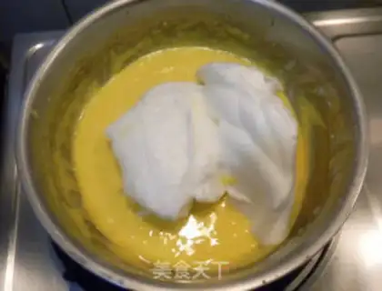 Make Paint cake rolls step 5
