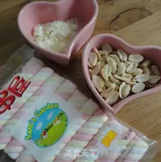 Make Cow Rolling Sugar step 0