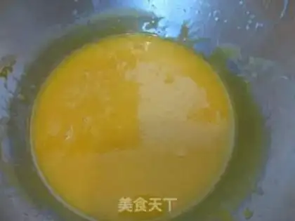Make Strawberry roll step 2