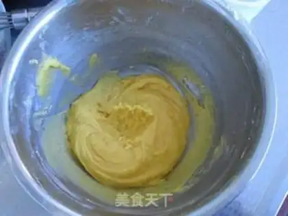 Make Strawberry roll step 4