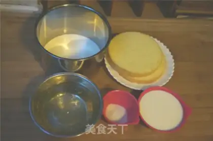 Make Milk mousse step 0