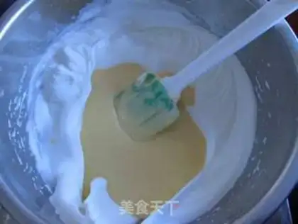 Make Strawberry roll step 8