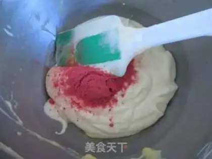 Make Strawberry roll step 10