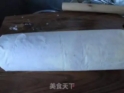 Make Strawberry roll step 18