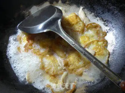 Make Soybeans fried quail eggs step 5