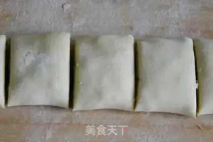 Make Corn onion rolls step 8