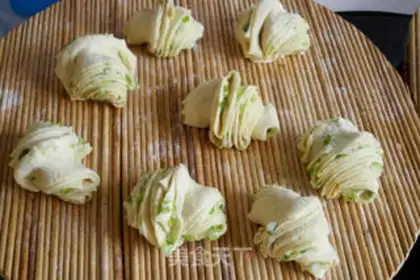 Make Corn onion rolls step 9