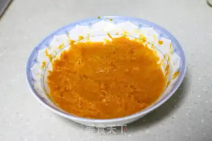 Make Rose rolls step 0
