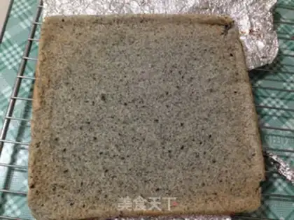Make Black Sesame Potato Cake Roll step 12