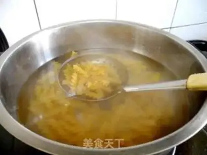 Make Noodles for tomatoes step 1