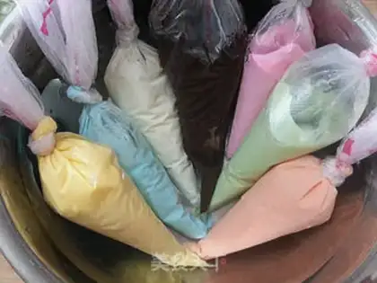 Make Baby chocolate lollipop step 4