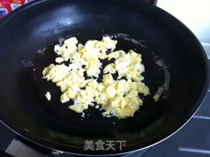 Make Eggs and seameat step 2