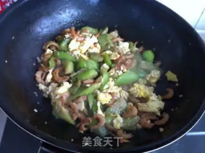Make Eggs and seameat step 6