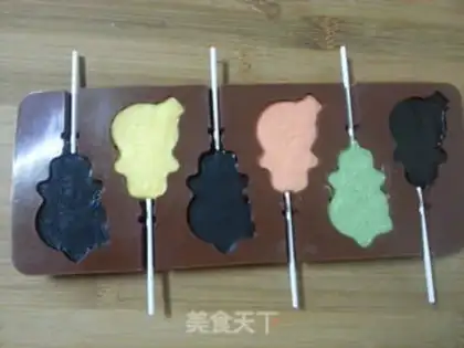 Make Baby chocolate lollipop step 9