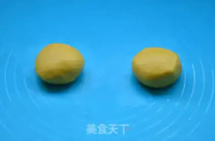 Make Flower cookies step 6