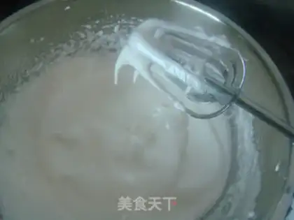 Make Rose sauce and sugar cake step 0