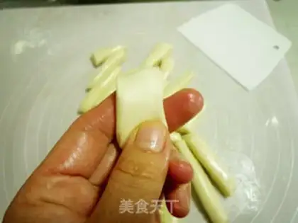 Make Pick up the noodles step 14