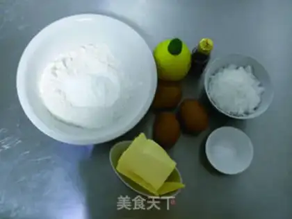 Make The original Madeleine cake step 0