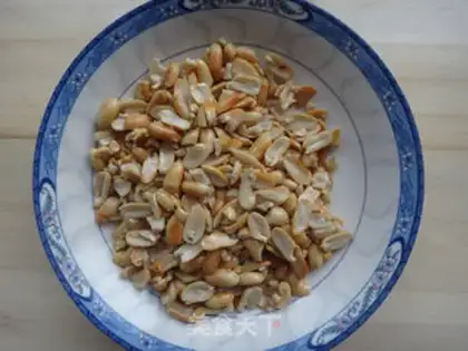 Make Spicy beef peanut sesame sauce step 0