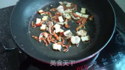 Make Spicy shrimp noodles step 4