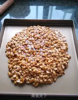 Make Cracked peanut sugar step 8