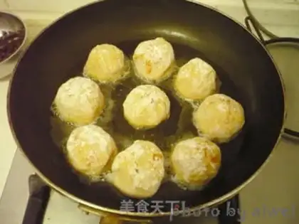 Make Tomato cake step 12