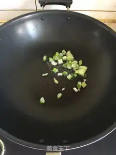 Make Thai sauce and beef rice step 1