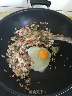 Make Thai sauce and beef rice step 5